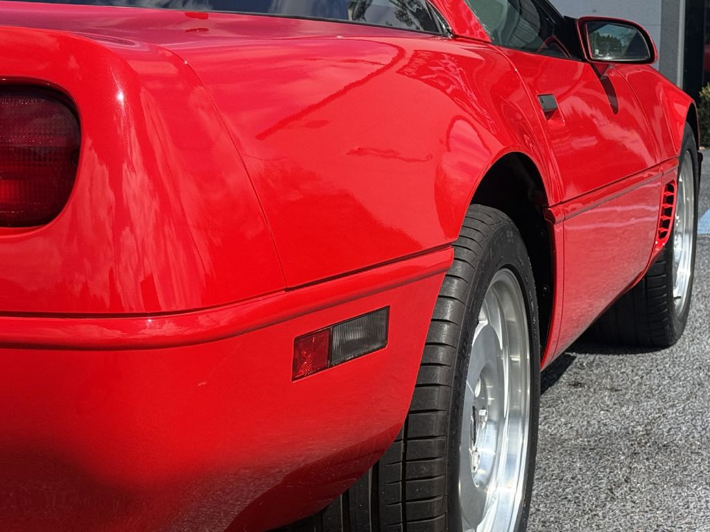 1996 Chevrolet Corvette Image 9