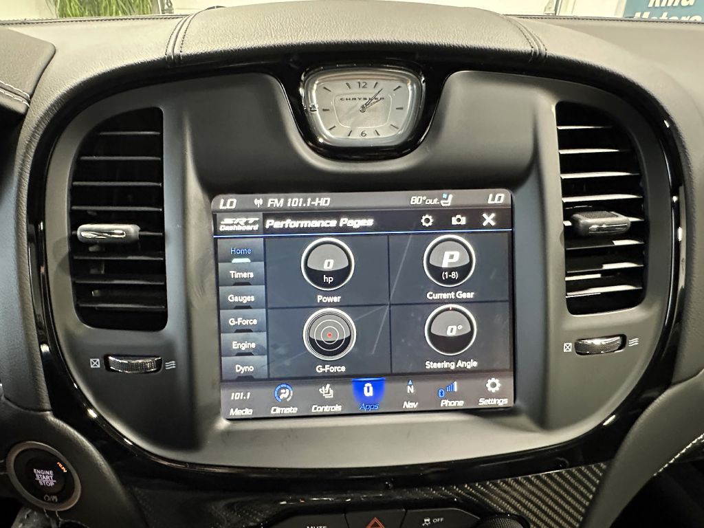 2023 Chrysler 300 Image 30