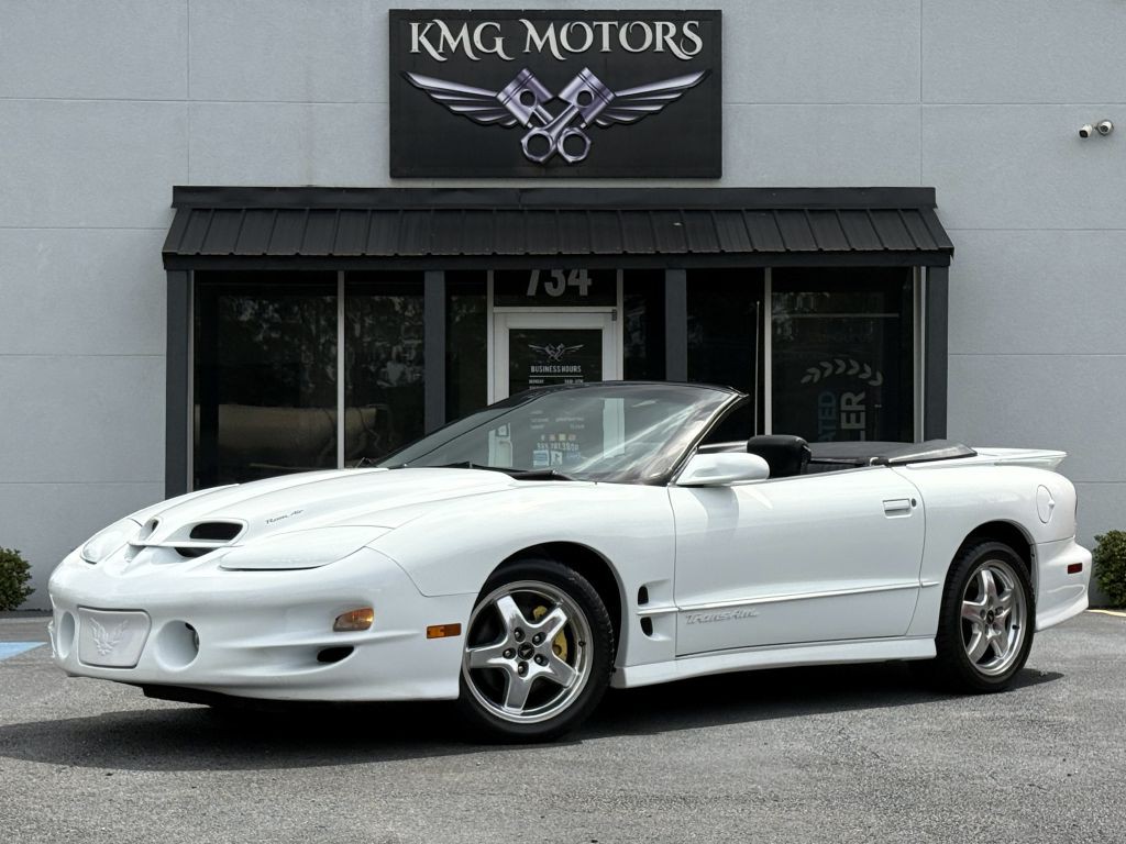 2002 Pontiac Firebird Image 1