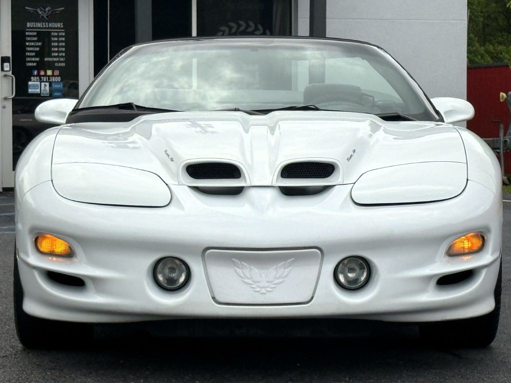2002 Pontiac Firebird Image 2