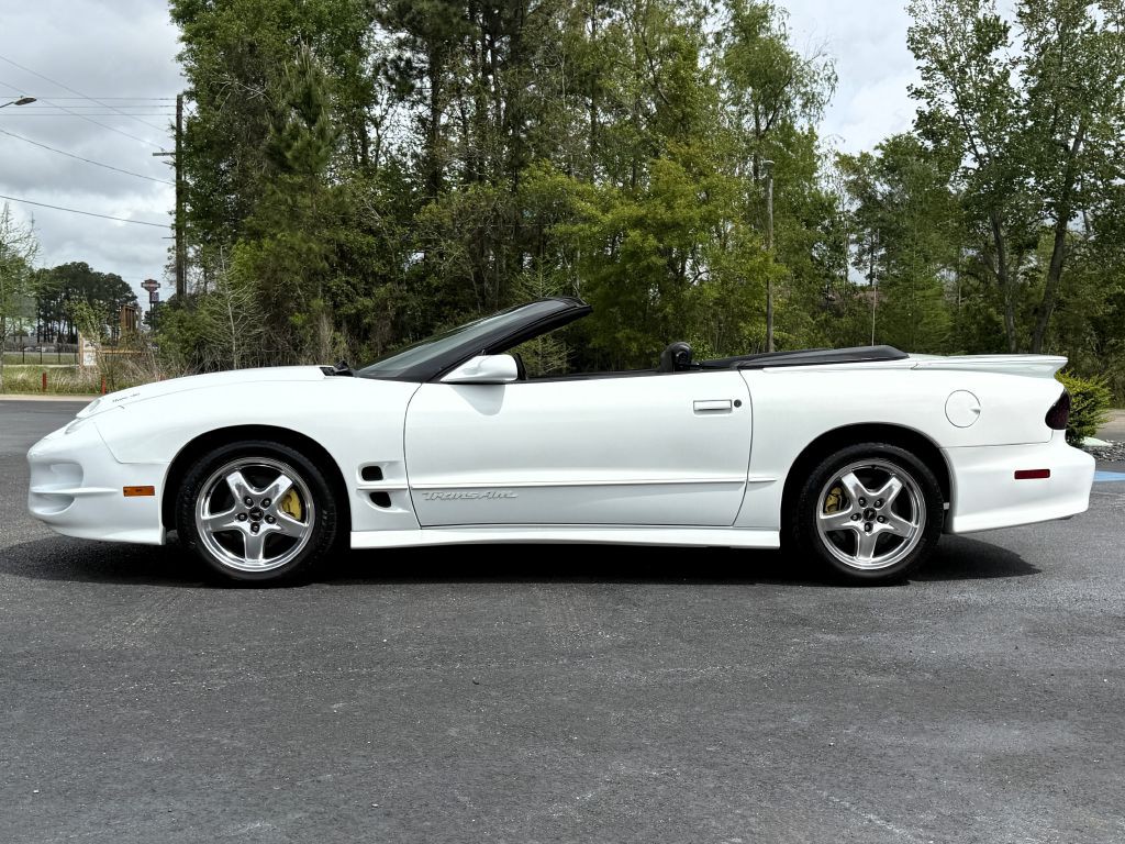 2002 Pontiac Firebird Image 5