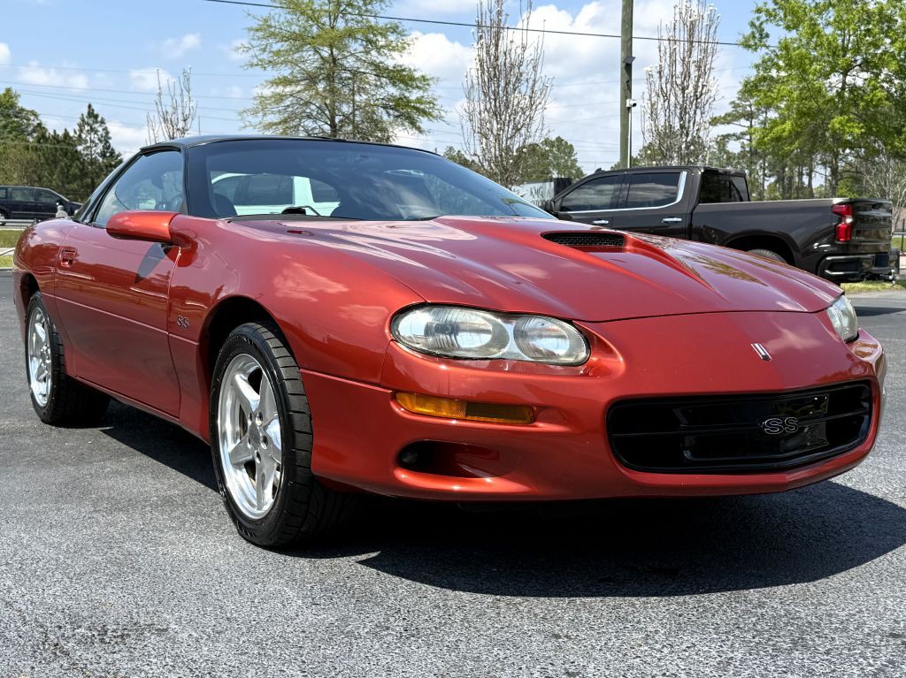 2002 Chevrolet Camaro Image 11