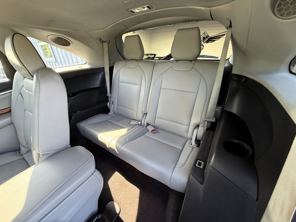 2017 Acura MDX Image 18