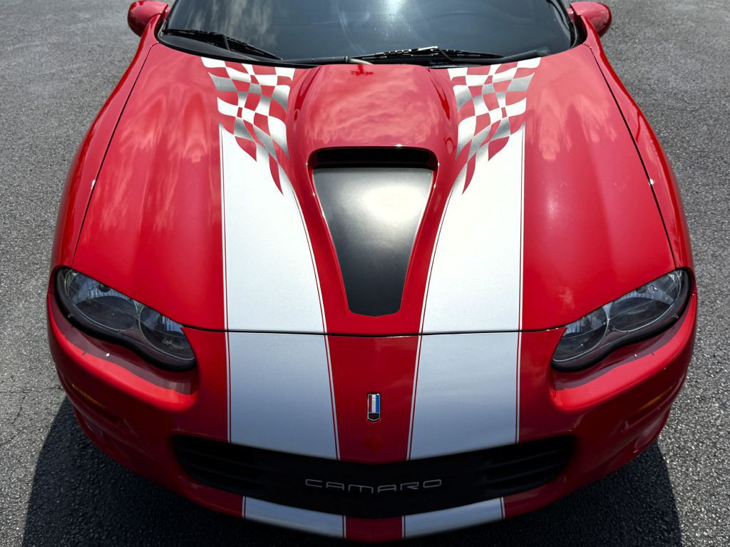 2002 Chevrolet Camaro Image 13