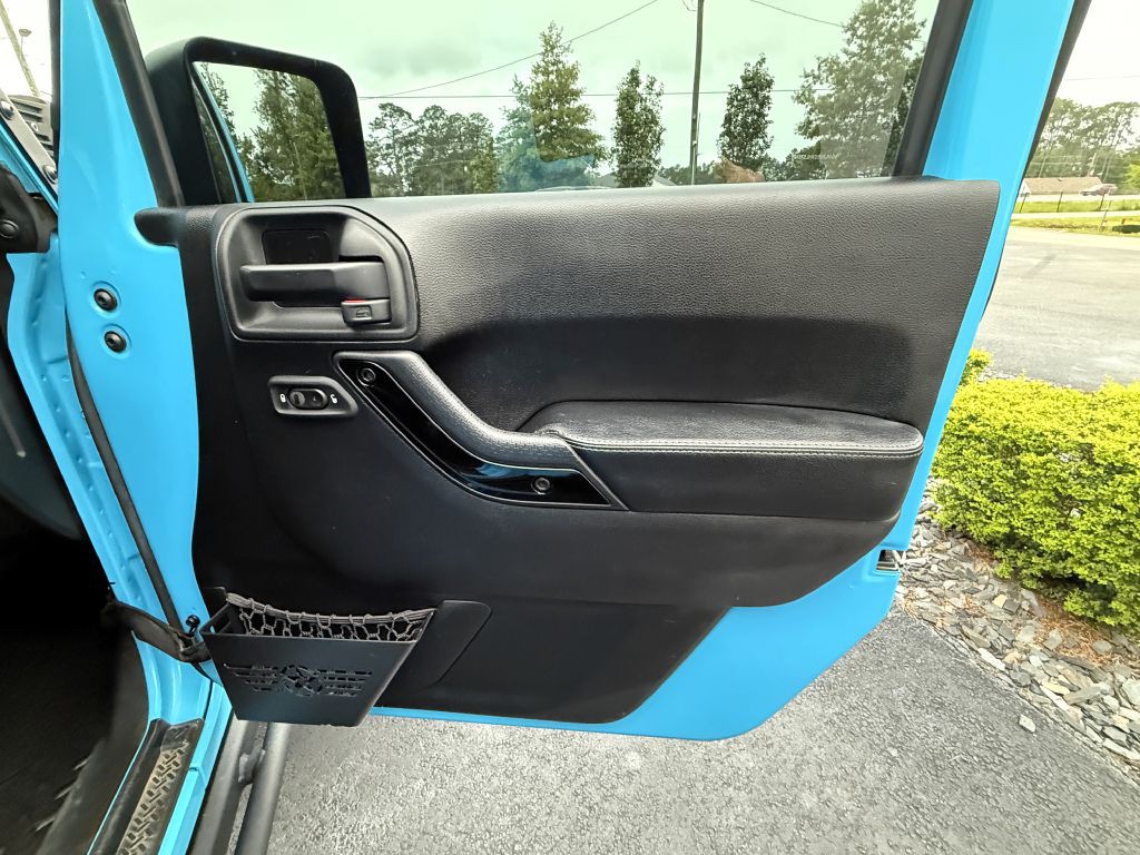 2017 Jeep Wrangler Image 23