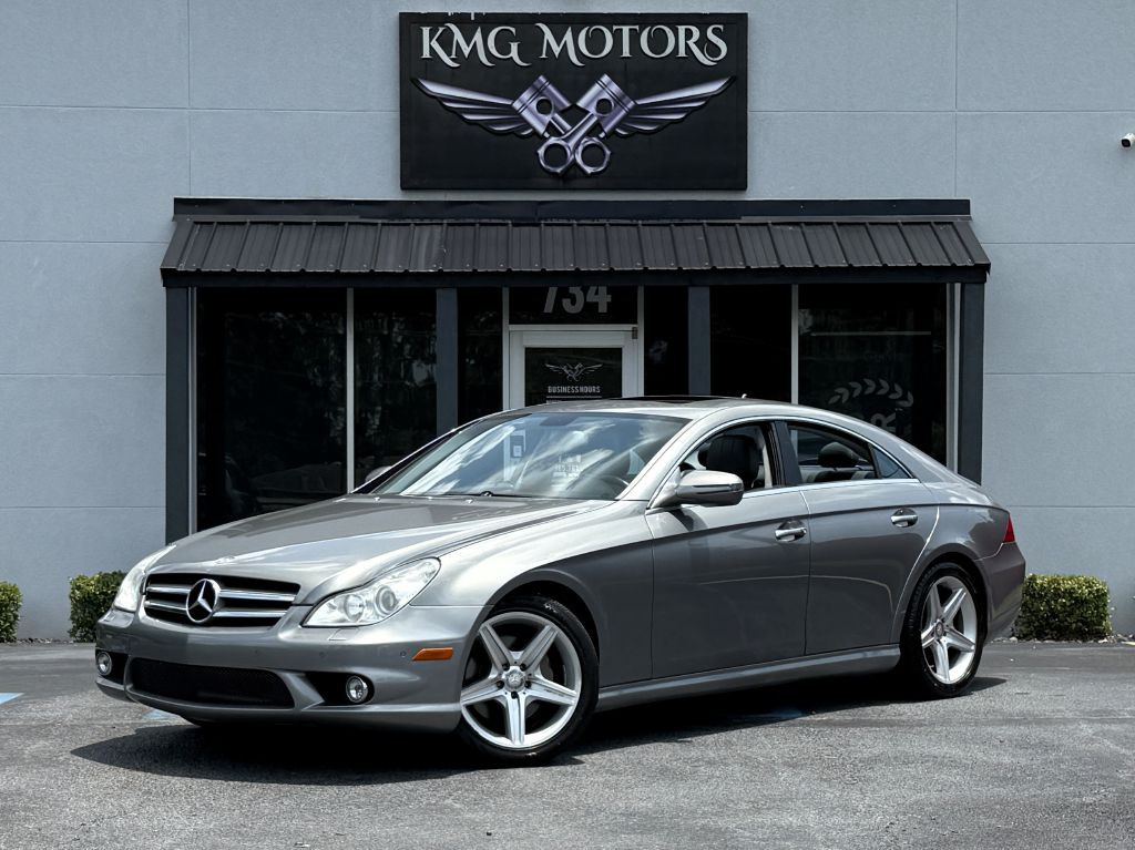 2011 Mercedes-Benz CLS-Class Image 1