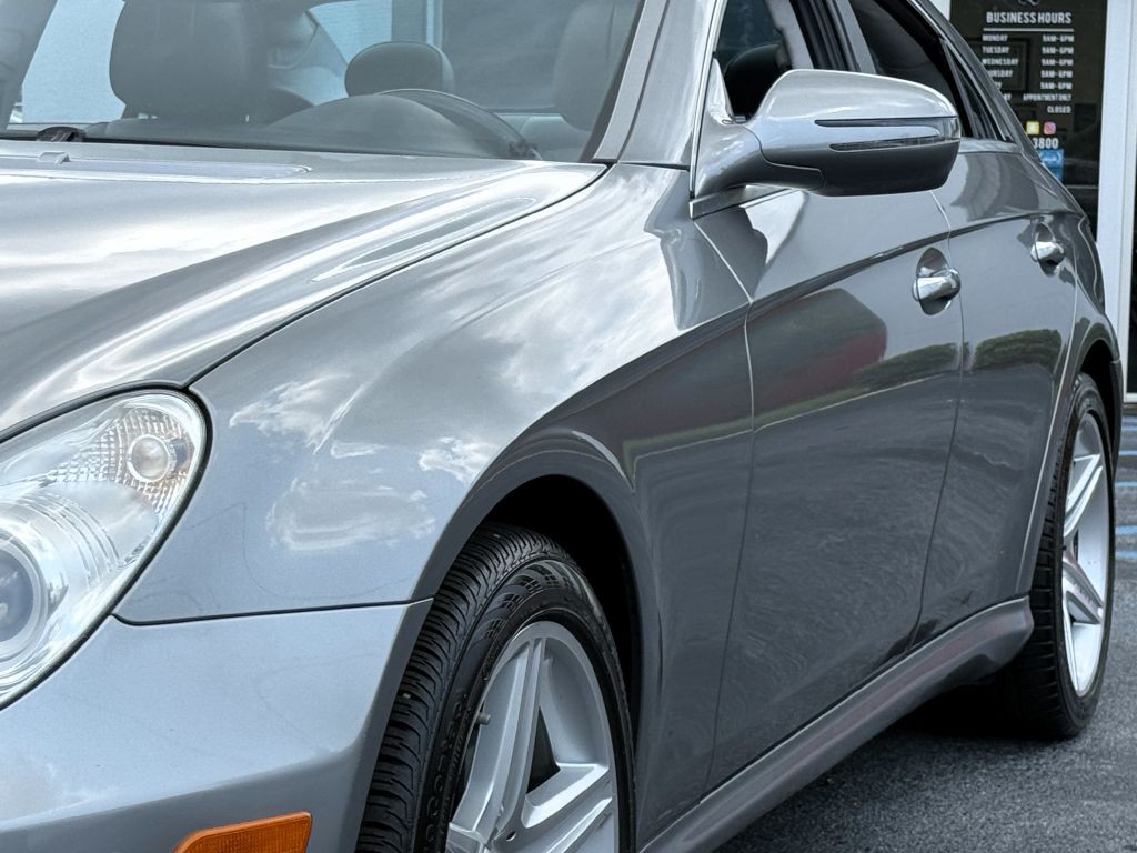2011 Mercedes-Benz CLS-Class Image 3