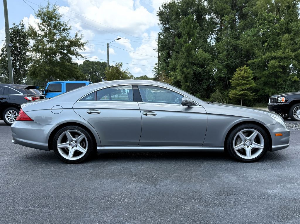 2011 Mercedes-Benz CLS-Class Image 10