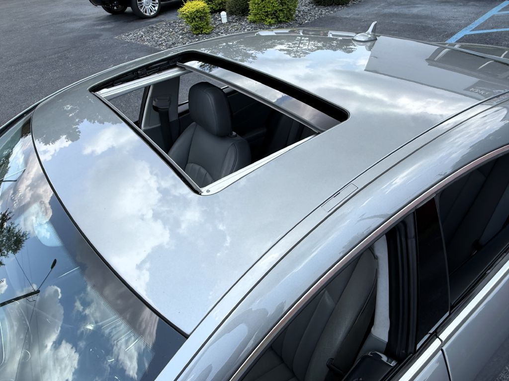 2011 Mercedes-Benz CLS-Class Image 14