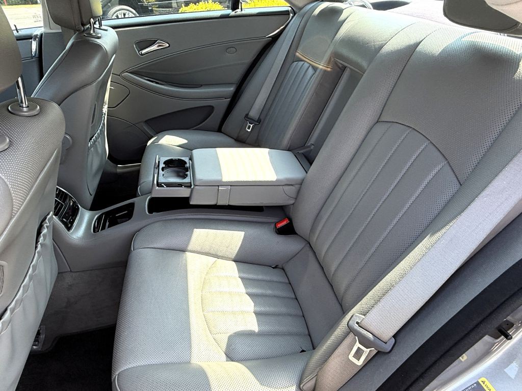 2011 Mercedes-Benz CLS-Class Image 20