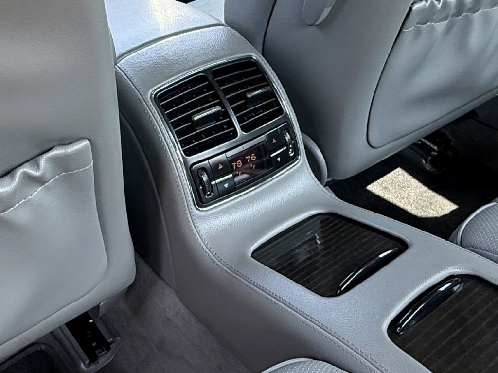 2011 Mercedes-Benz CLS-Class Image 23