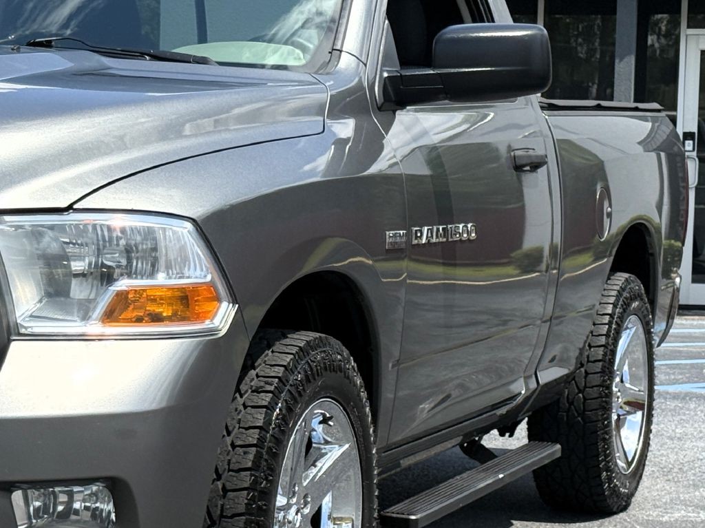 2012 Dodge Ram 1500 Image 2