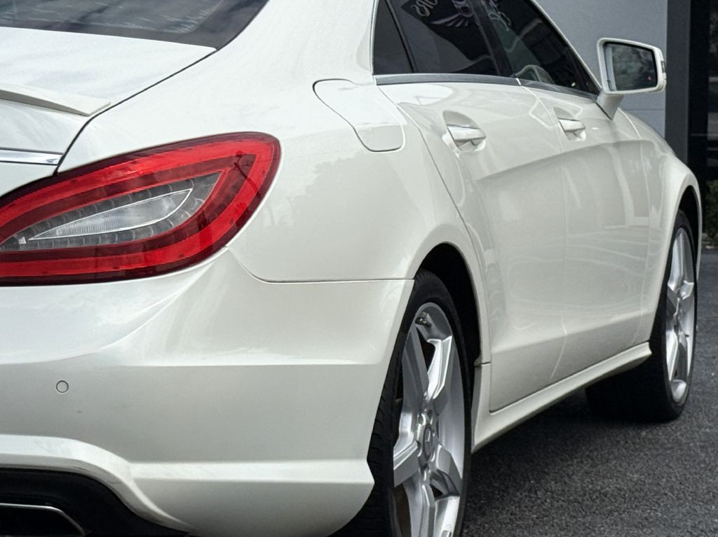 2013 Mercedes-Benz CLS-Class Image 9