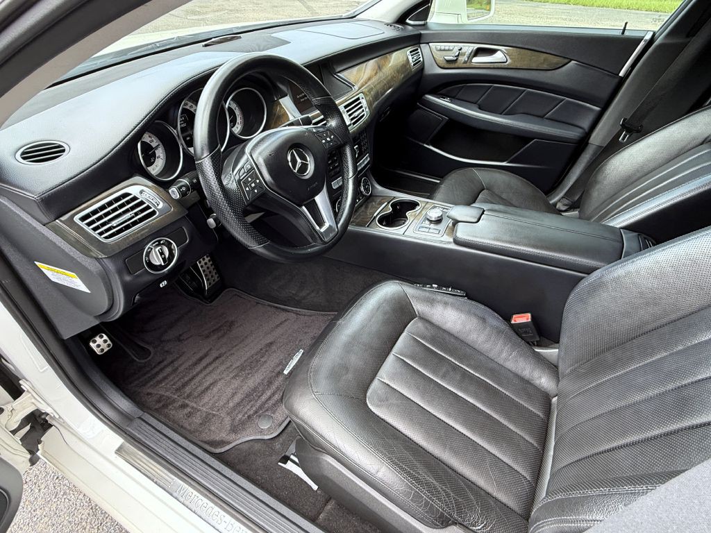 2013 Mercedes-Benz CLS-Class Image 15
