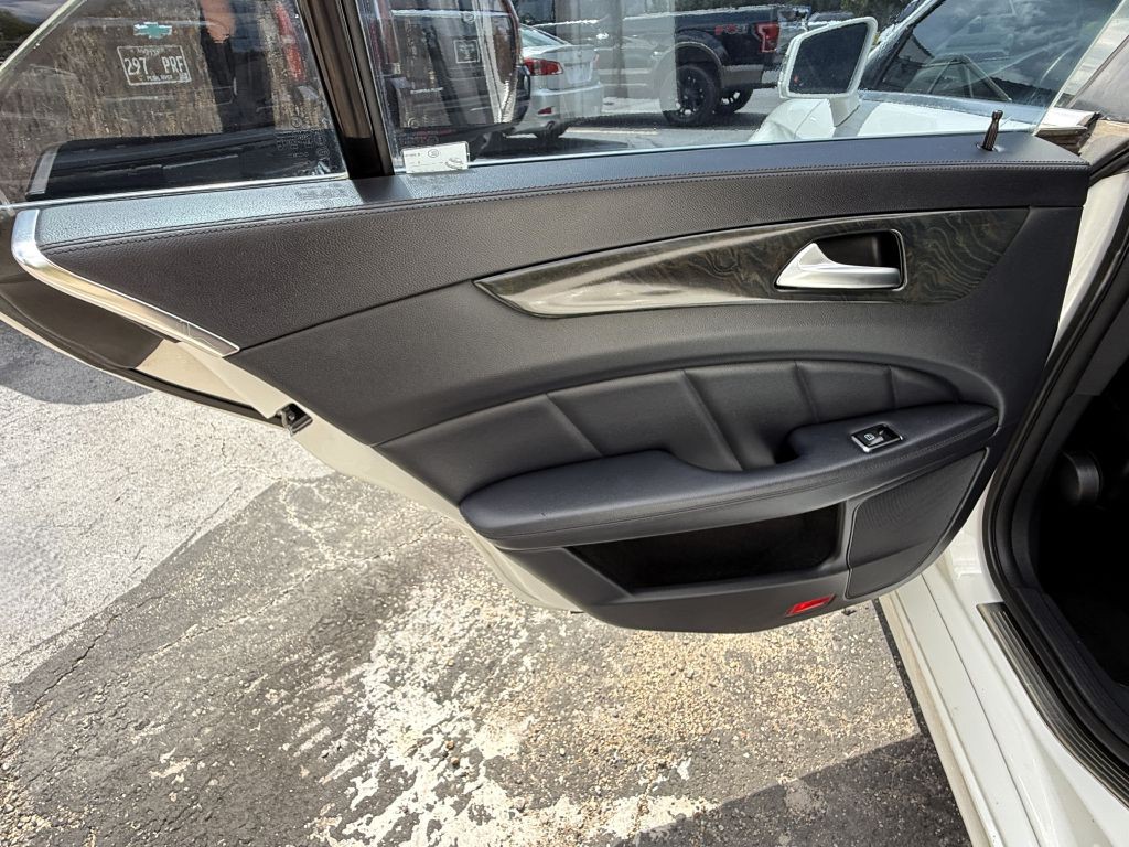 2013 Mercedes-Benz CLS-Class Image 26