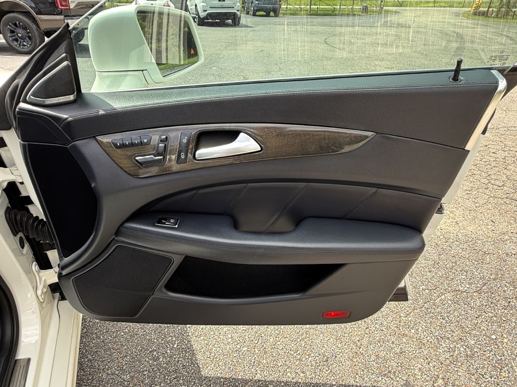 2013 Mercedes-Benz CLS-Class Image 27