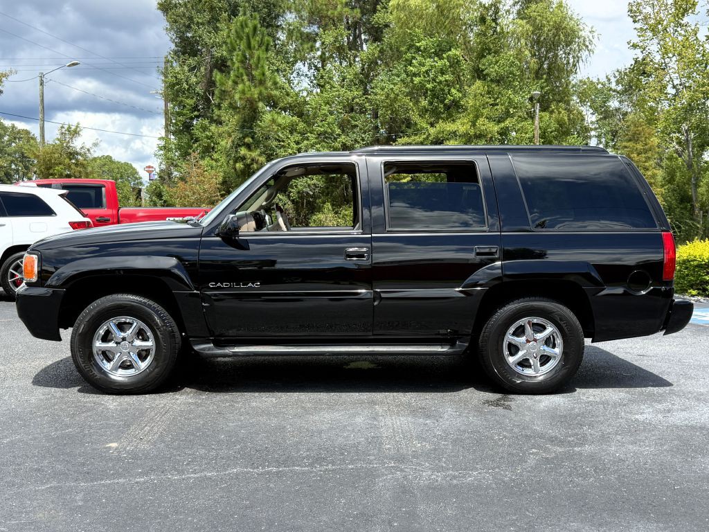 2000 Cadillac Escalade Image 5