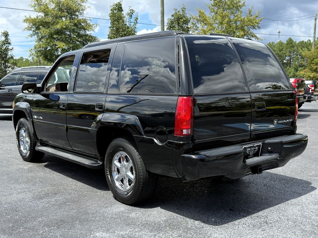 2000 Cadillac Escalade Image 6