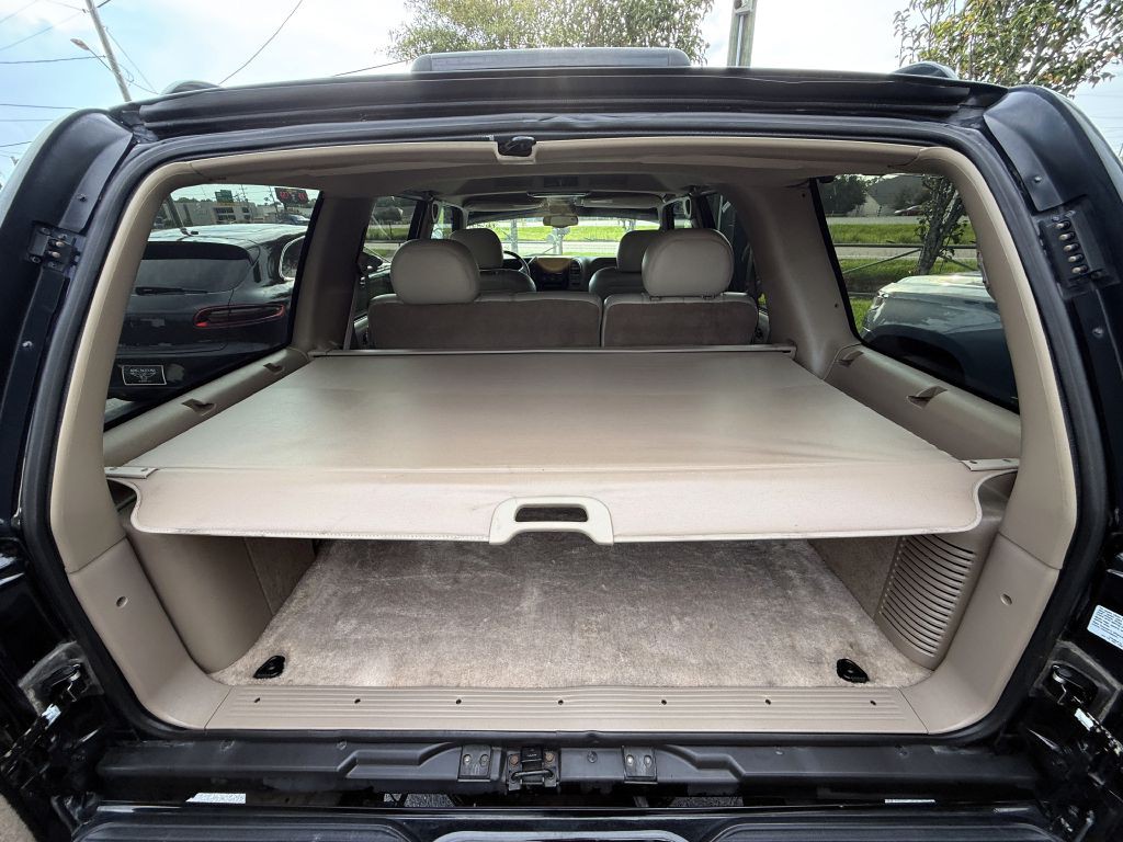 2000 Cadillac Escalade Image 27