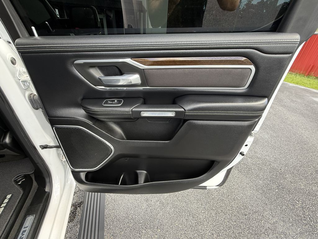 2021 RAM 1500 Image 30