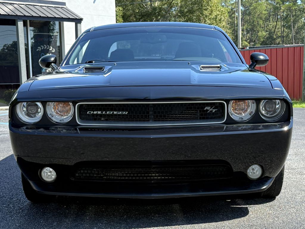 2014 Dodge Challenger Image 2