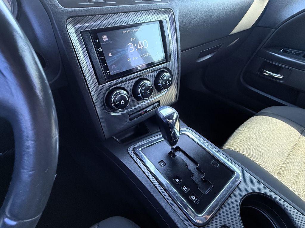 2014 Dodge Challenger Image 21