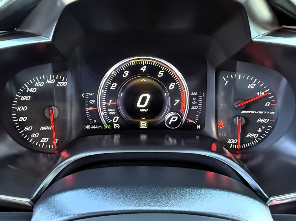 2014 Chevrolet Corvette Image 19