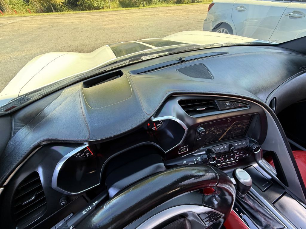 2014 Chevrolet Corvette Image 22