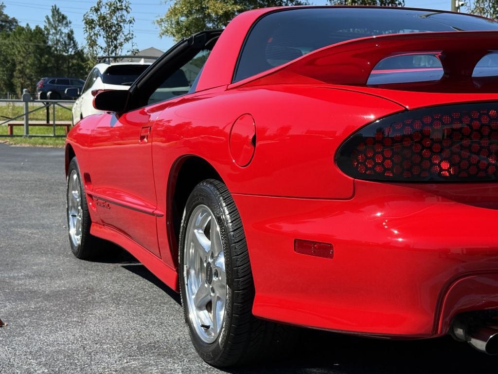2001 Pontiac Firebird Image 8