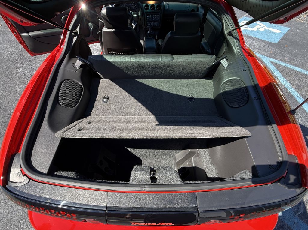 2001 Pontiac Firebird Image 28