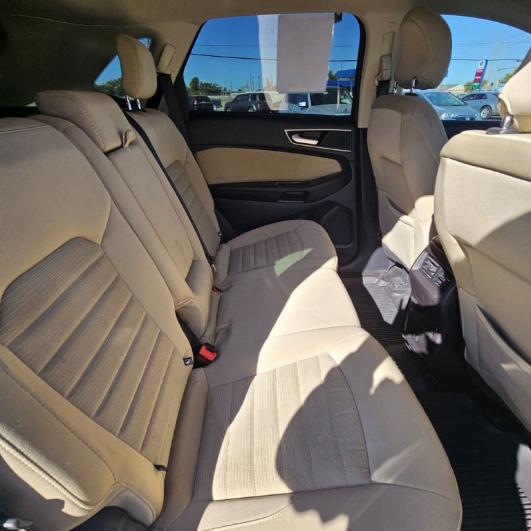 2018 Ford Edge Image 12