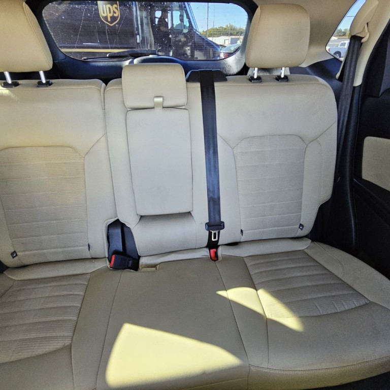 2018 Ford Edge Image 2
