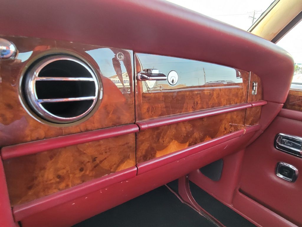 1985 Rolls-Royce Silver Spirit Image 15