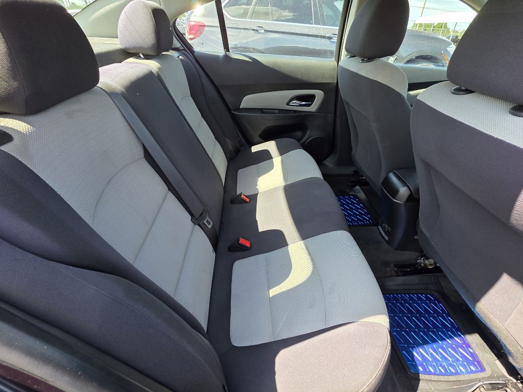 2015 Chevrolet Cruze Image 10