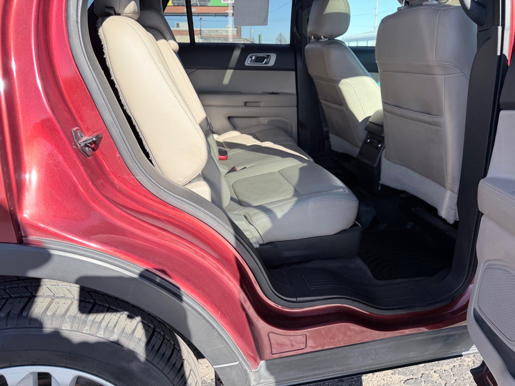 2014 Ford Explorer Image 13