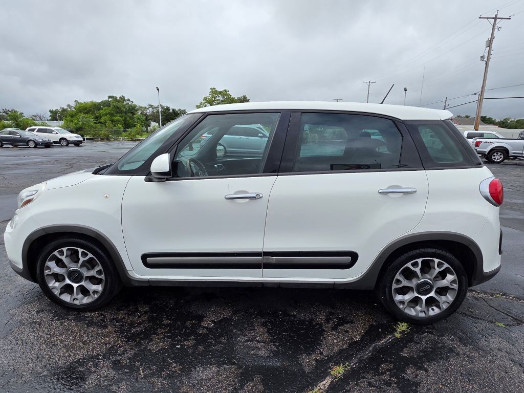 2014 FIAT 500L Image 4