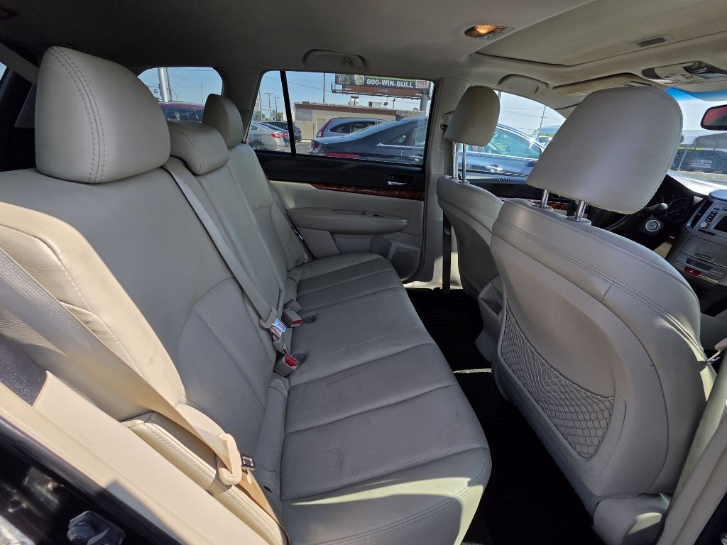 2012 Subaru Outback Image 6