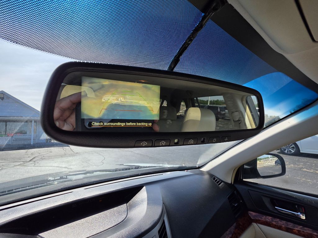 2012 Subaru Outback Image 13