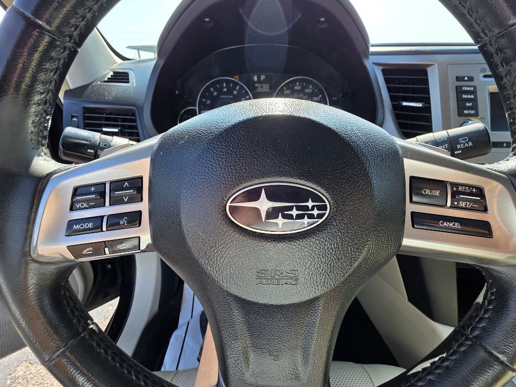 2012 Subaru Outback Image 15