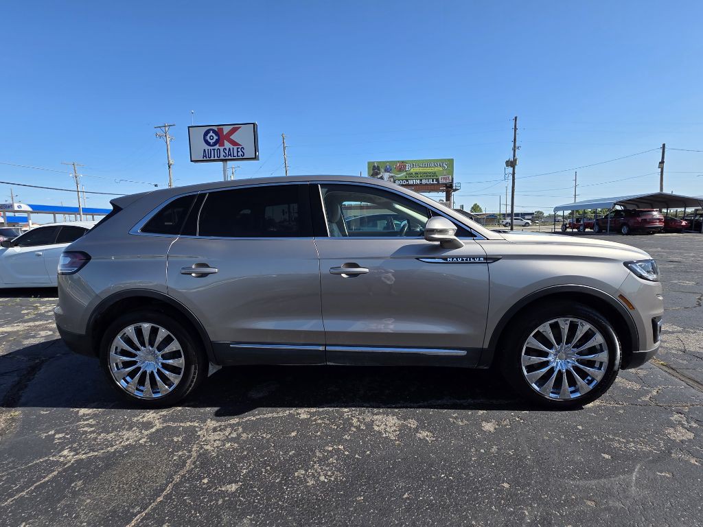 2019 Lincoln Nautilus Image 3