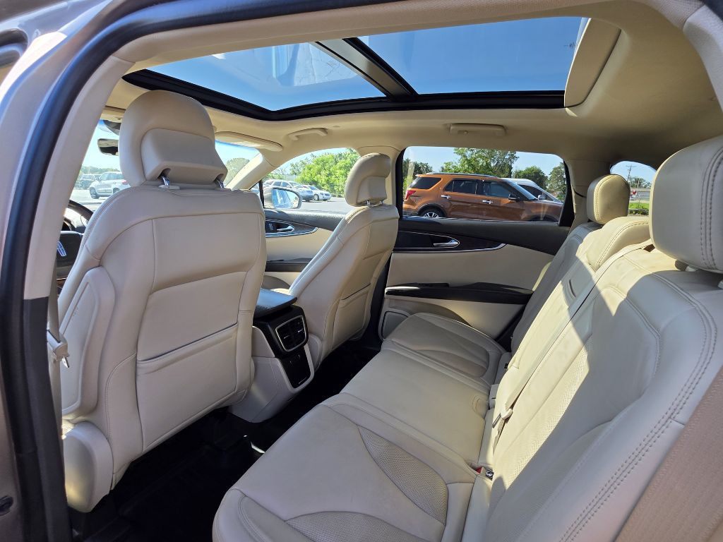 2019 Lincoln Nautilus Image 15