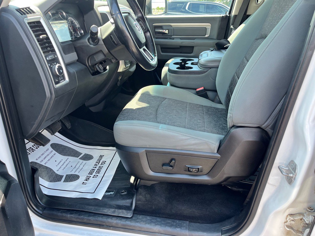 2015 RAM 1500 Image 10