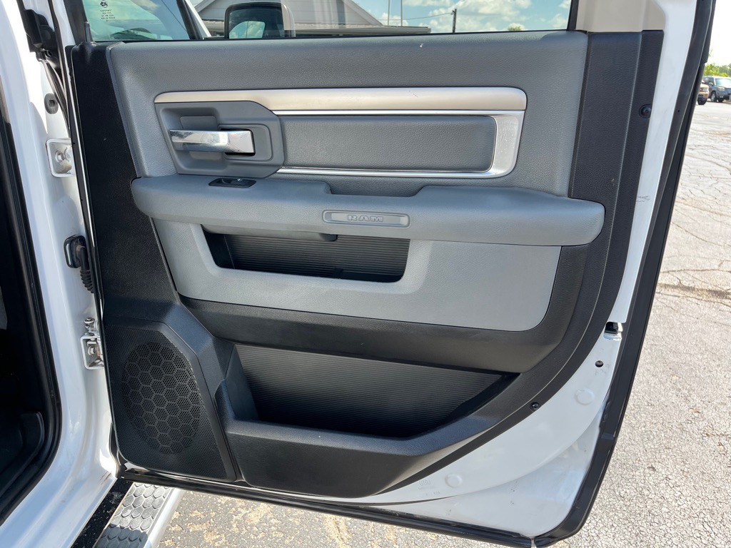 2015 RAM 1500 Image 13