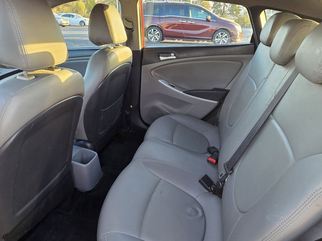 2014 Hyundai Accent Image 11