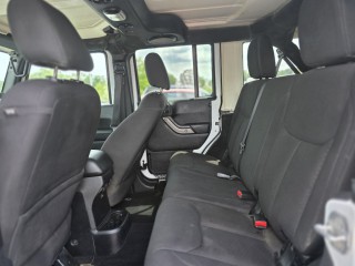 Image for 2014 Jeep Wrangler Unlimited Sport ID: 6756274