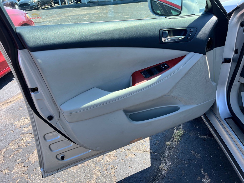 2007 Lexus ES Image 7