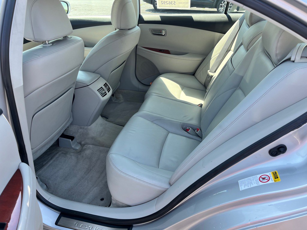 2007 Lexus ES Image 10