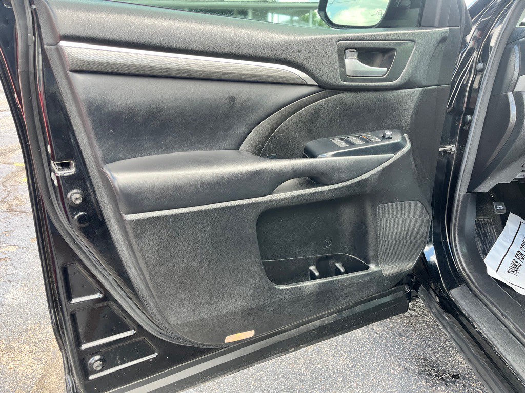 2018 Toyota Highlander Image 7