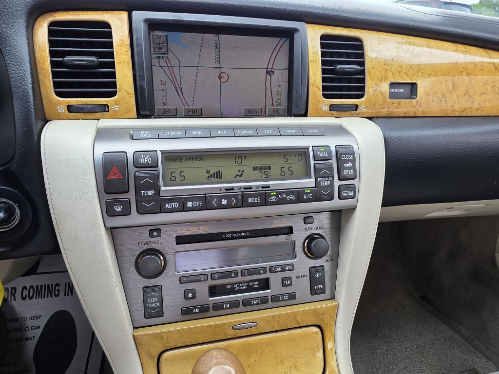 2003 Lexus SC Image 17