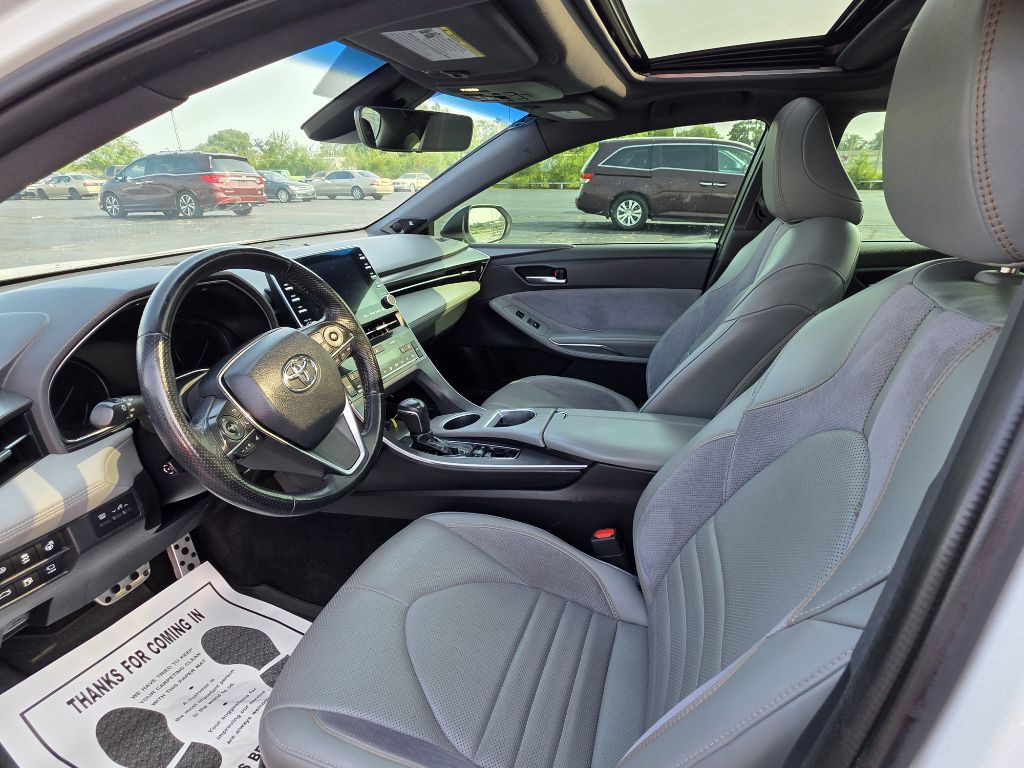 2019 Toyota Avalon Image 17
